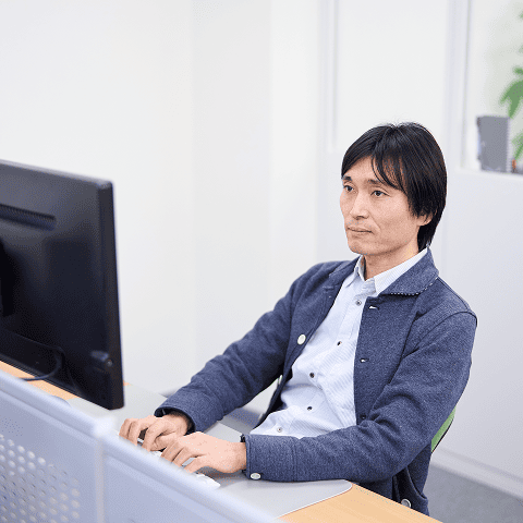 社員の仕事の様子11