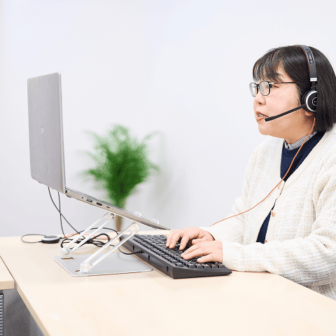 社員の仕事の様子12
